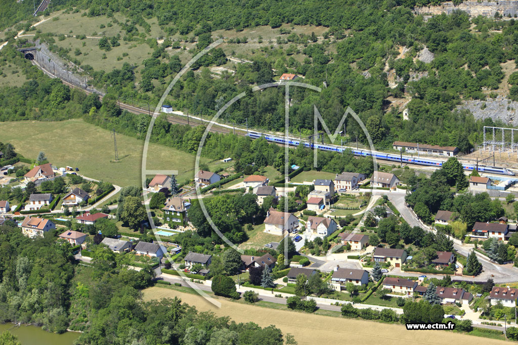 Photo arienne de Velars-sur-Ouche (La Verrerie)