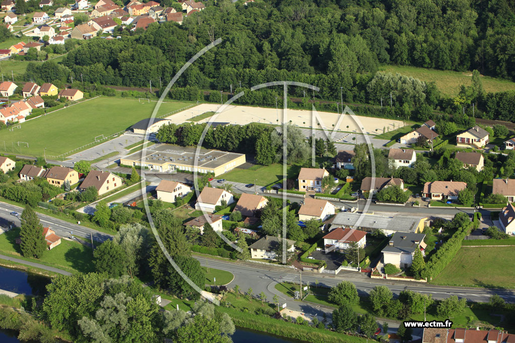 Photo arienne de Dampierre-sur-le-Doubs