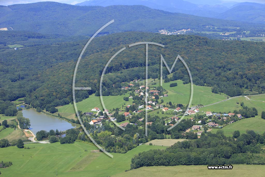 Photo arienne de Bourg-sous-Chtelet
