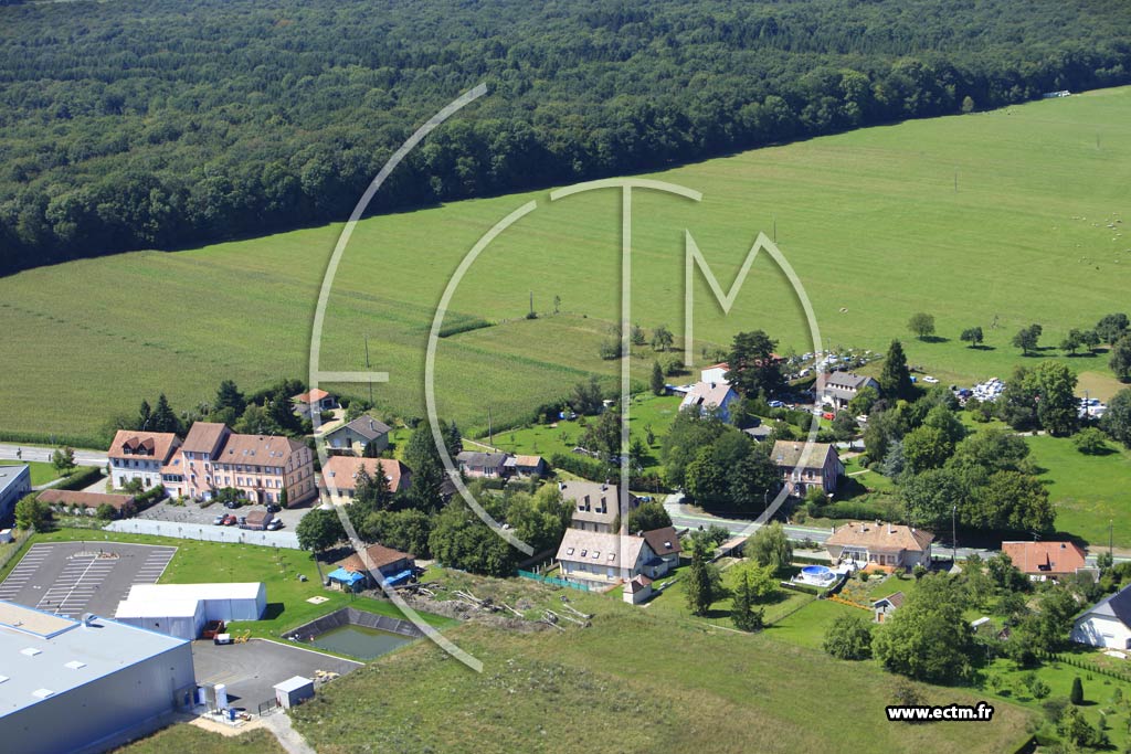 Photo arienne de Lachapelle-sous-Rougemont