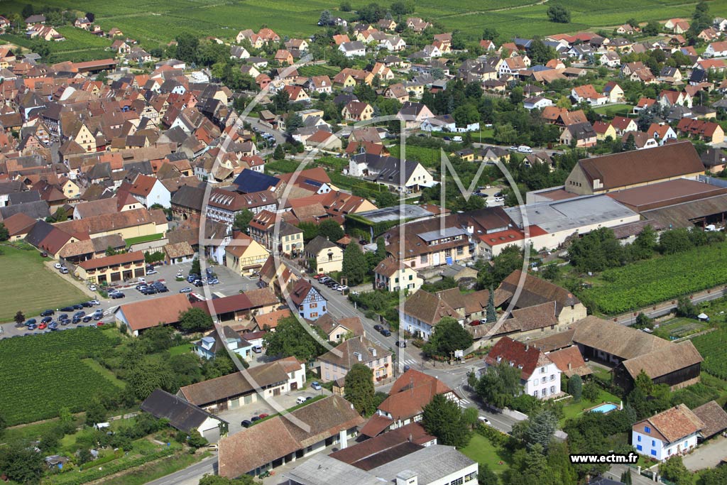 Photo arienne de Eguisheim