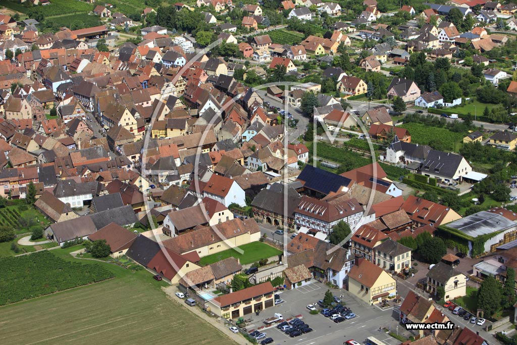 Photo arienne de Eguisheim