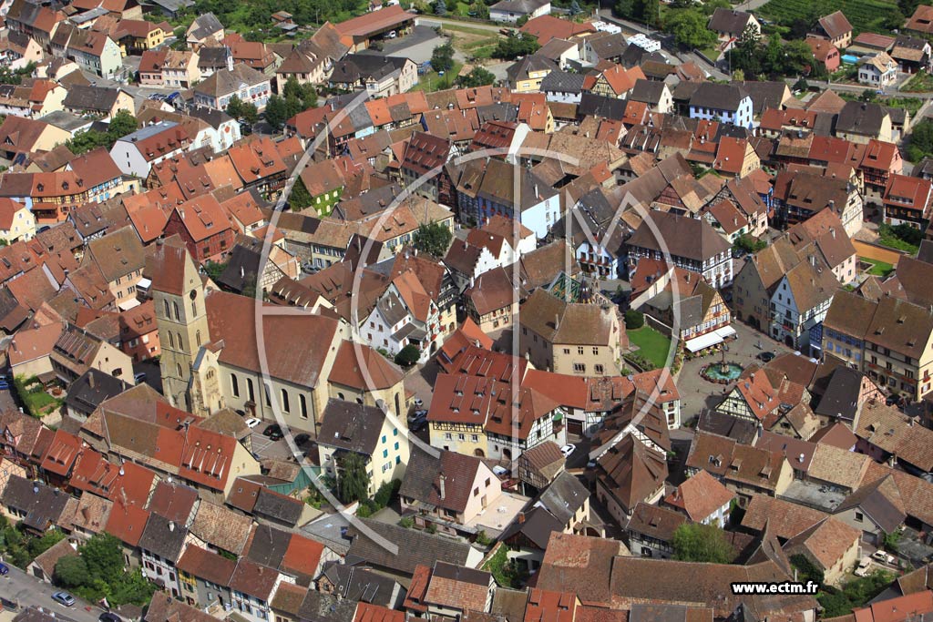 Photo arienne de Eguisheim