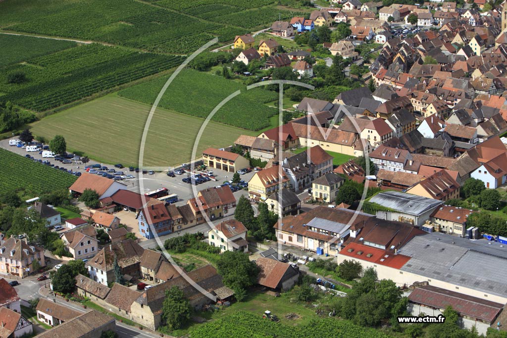 Photo arienne de Eguisheim