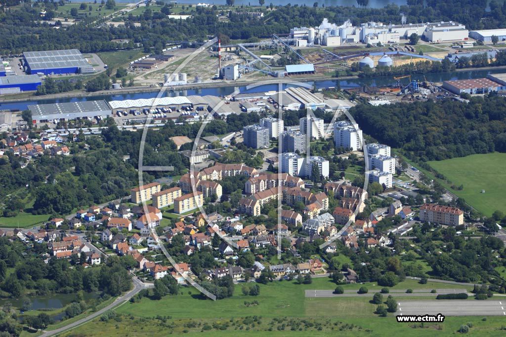 Photo arienne de Strasbourg (Neudorf)