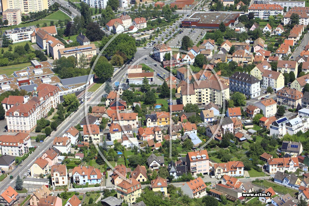 Photo arienne de Strasbourg (Neuhof)