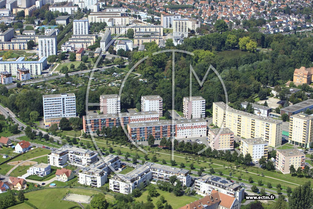 Photo arienne de Strasbourg (Neuhof)