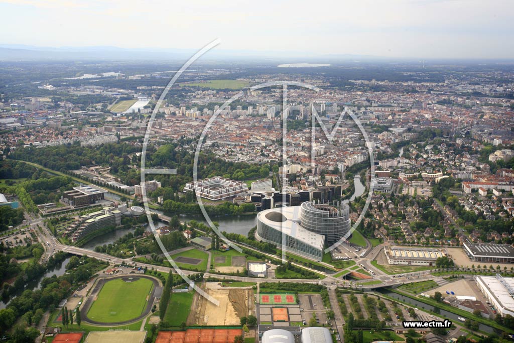 Photo arienne de Strasbourg (Quartier de l'Orangerie)