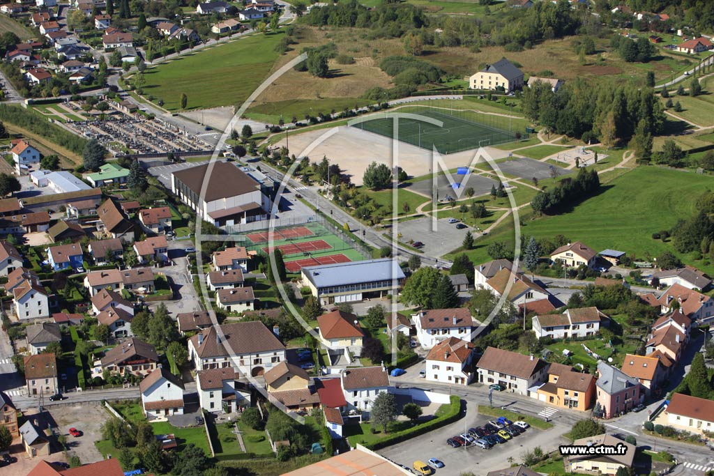 Photo arienne de Saint-tienne-ls-Remiremont