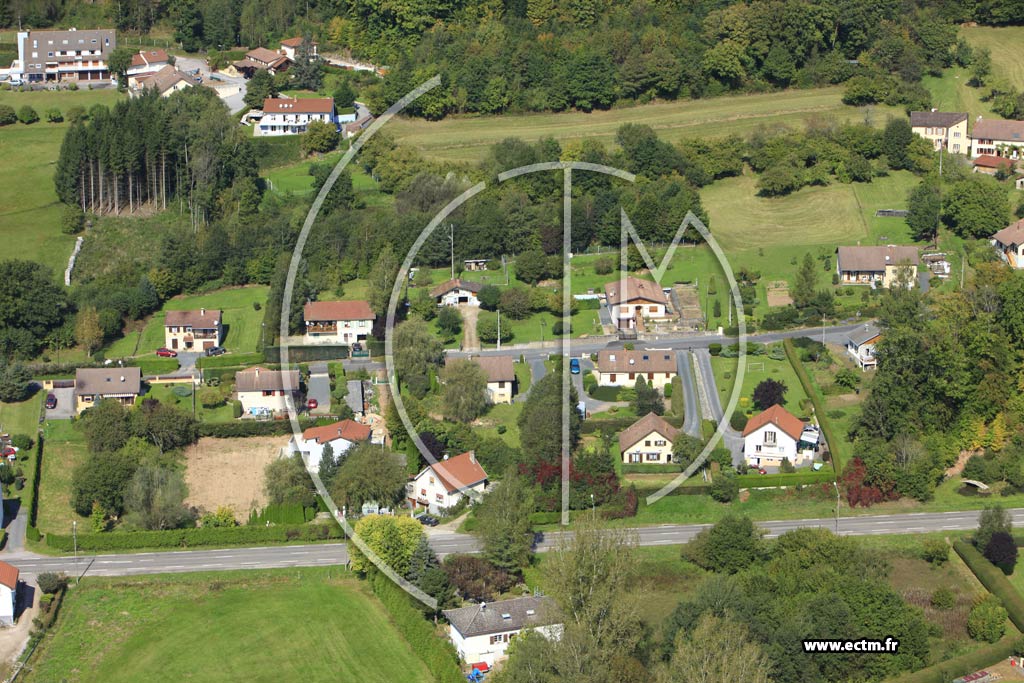 Photo arienne de Moyenmoutier (La Prelle)