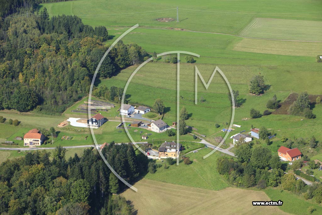 Photo arienne de Moyenmoutier (Le Paire)