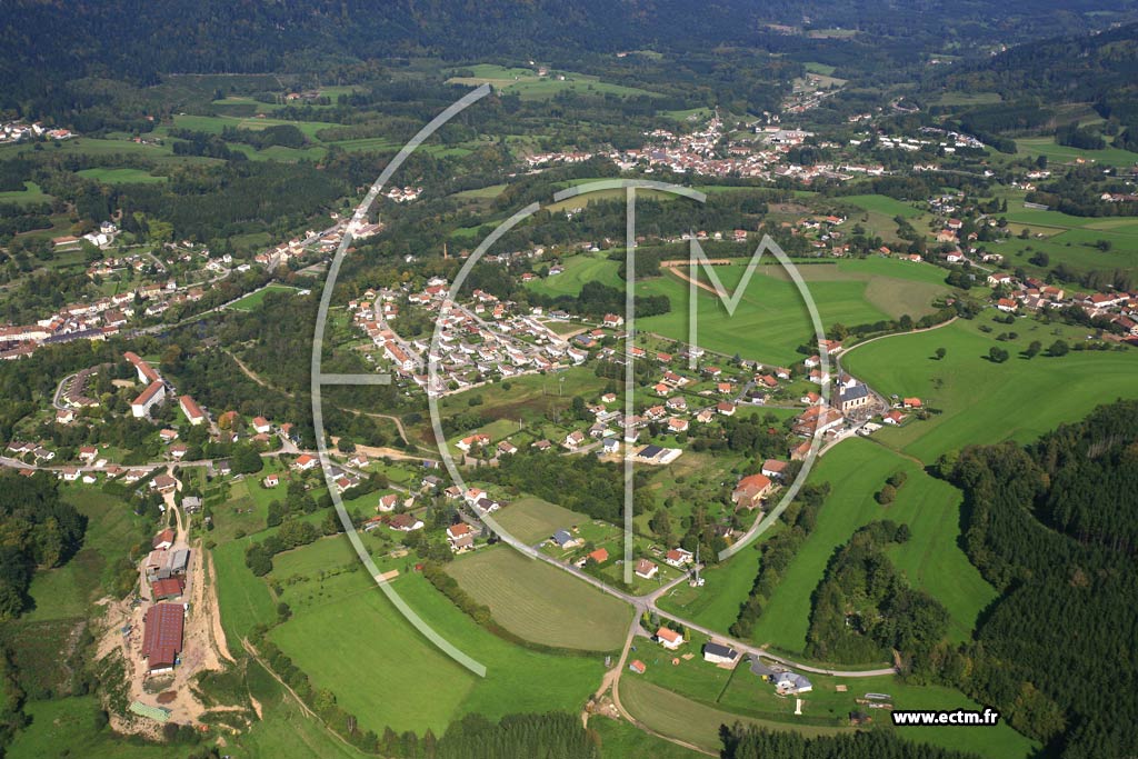 Photo arienne de Vieux-Moulin (Saint-Maurice)