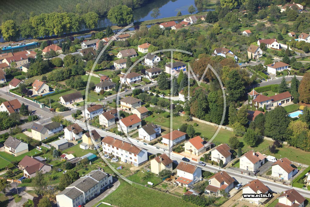Photo arienne de Port-sur-Sane