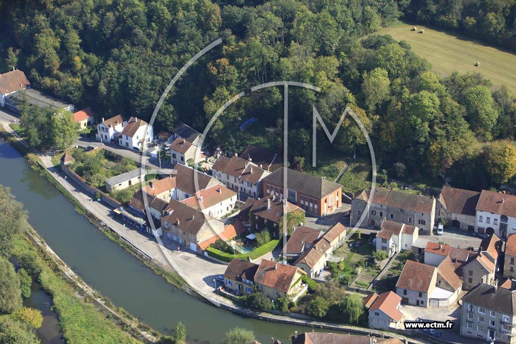 Photo arienne de Port-sur-Sane