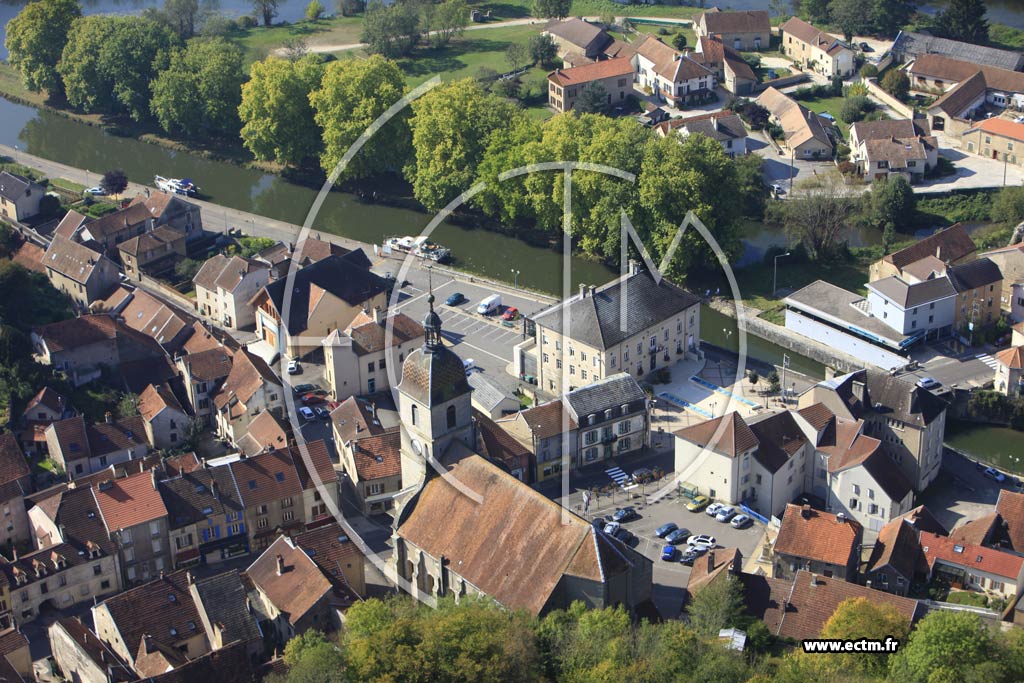 Photo arienne de Port-sur-Sane