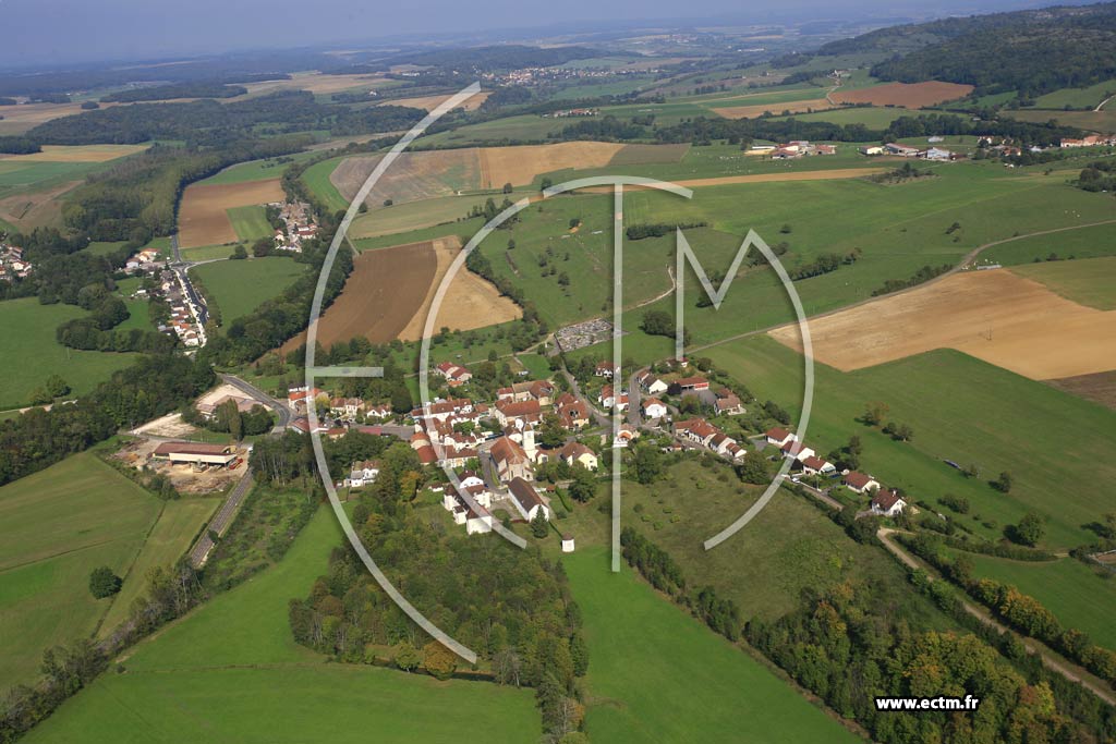 Photo arienne de Velle-le-Chtel