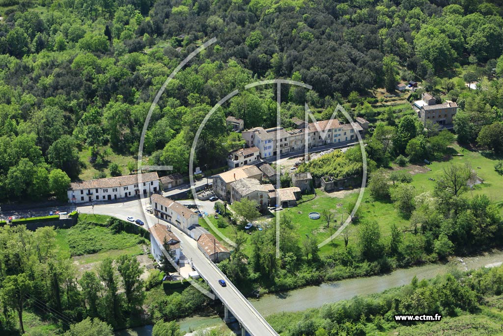 Photo arienne de Cendras (La Baume)