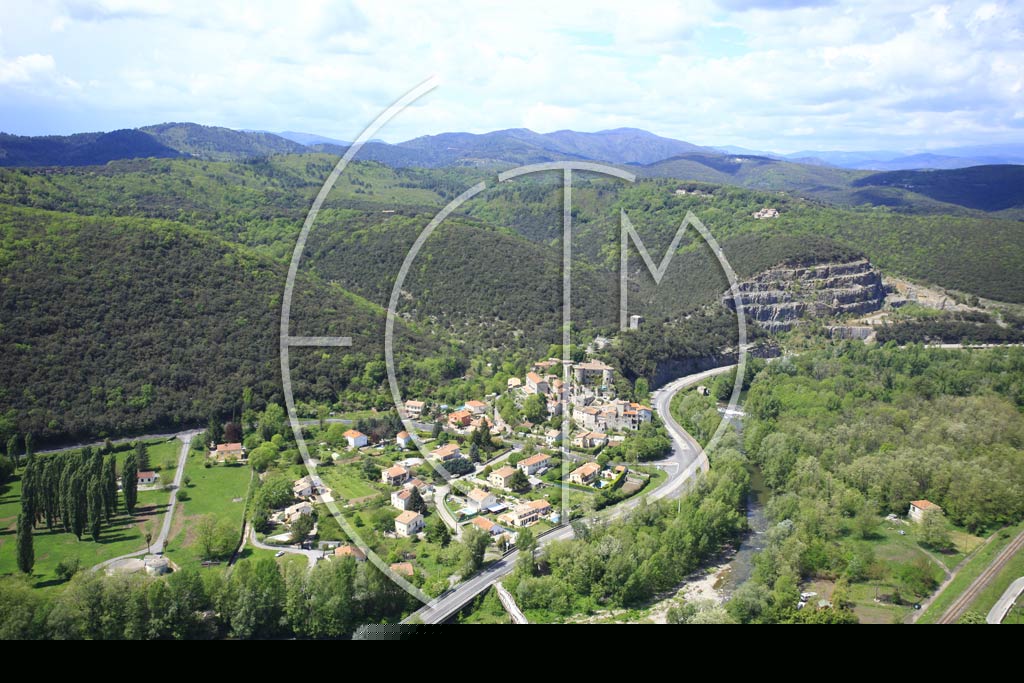 Photo arienne de Les Salles-du-Gardon (La Tour)