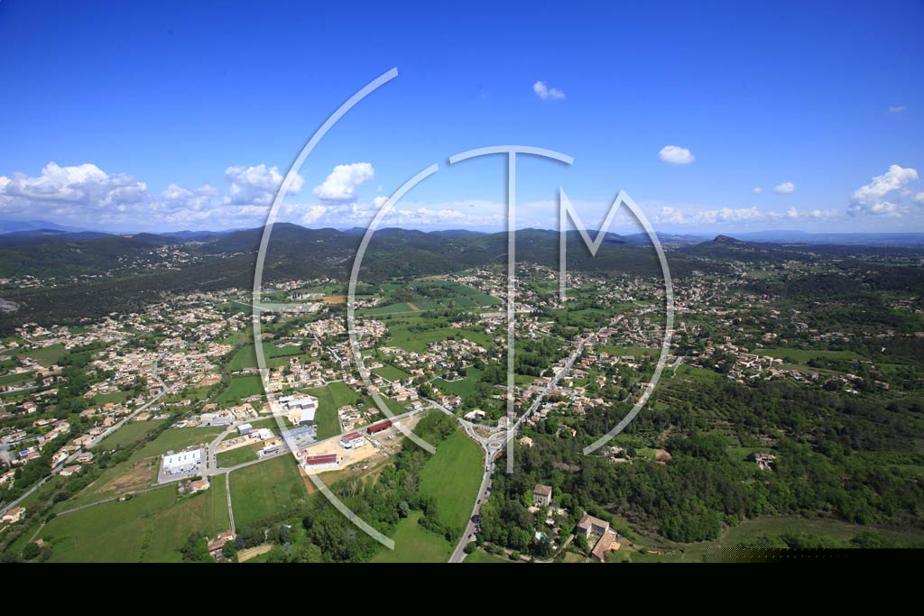 Photo arienne de Saint-Julien-les-Rosiers