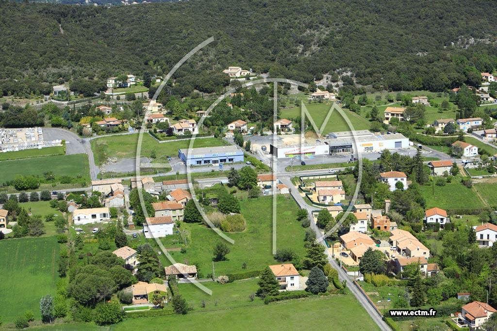 Photo arienne de Saint-Privat-des-Vieux (Saint-Alban)