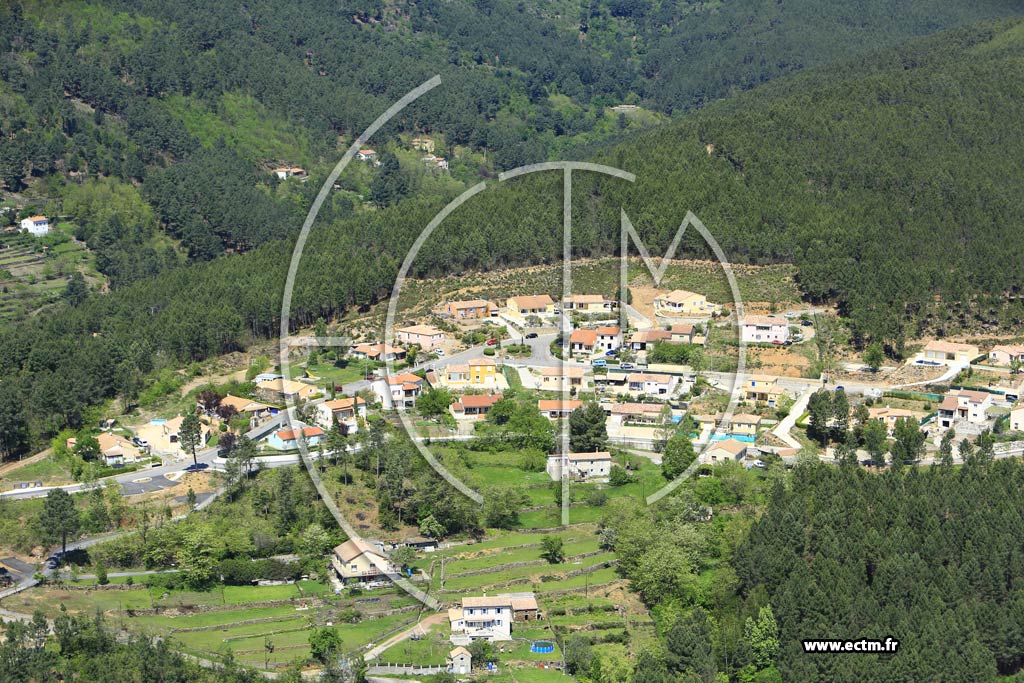Photo arienne de Sainte-Ccile-d'Andorge (Les Luminires)