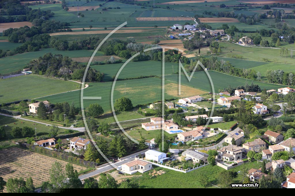Photo arienne de Les Plans (Le Mas d'Amouroux)