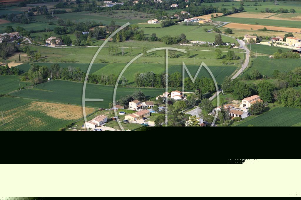Photo arienne de Les Plans (Le Mas d'Amouroux)