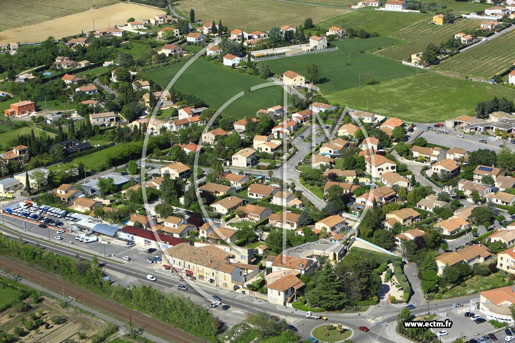 Photo arienne de Saint-Hilaire-de-Brethmas (Plaine de Larnac)