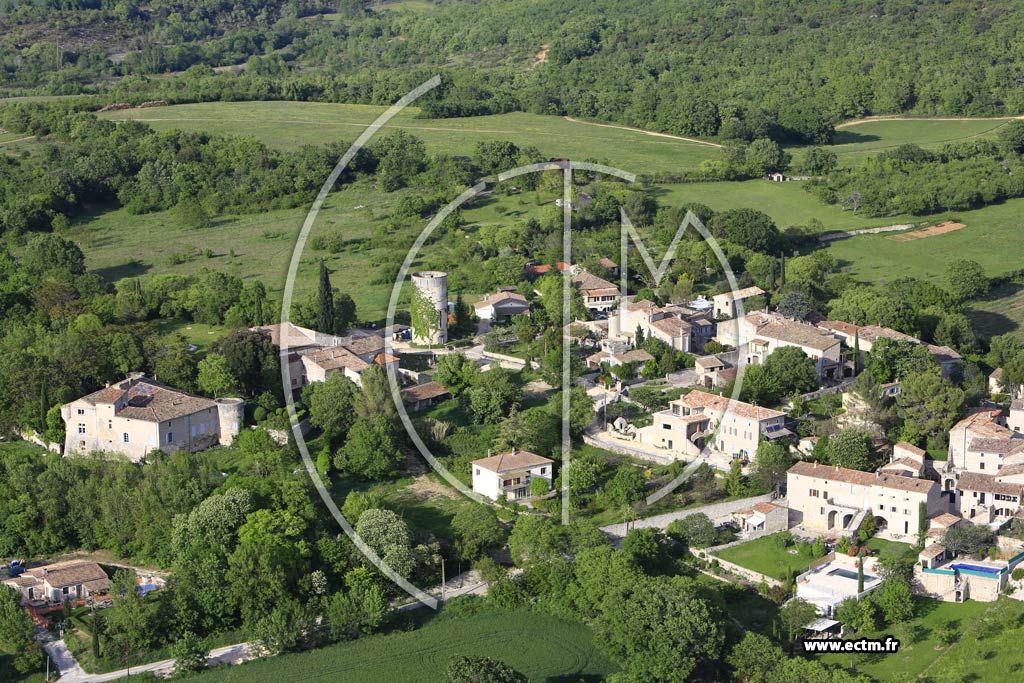Photo arienne de Saint-Jean-de-Marujols-et-Avjan (Avjan)