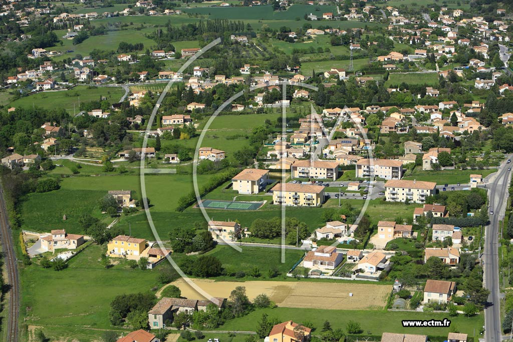 Photo arienne de Saint-Privat-des-Vieux (Le Bas Viget)