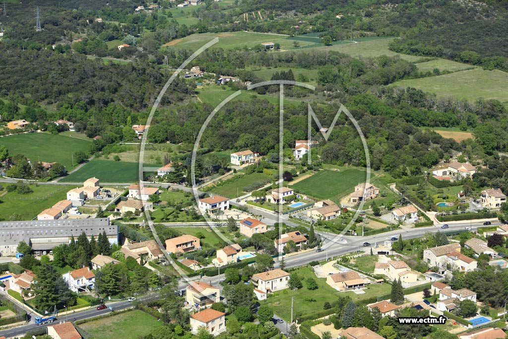 Photo arienne de Saint-Privat-des-Vieux (Le Plot)