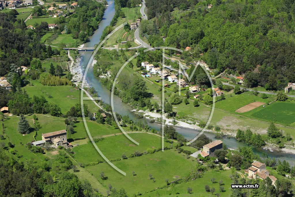 Photo arienne de Mialet (Trabuc)