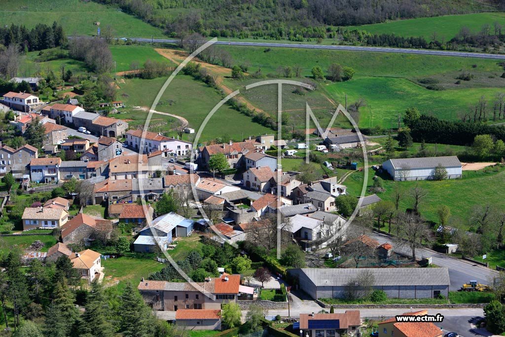 Photo arienne de L'Hospitalet-du-Larzac