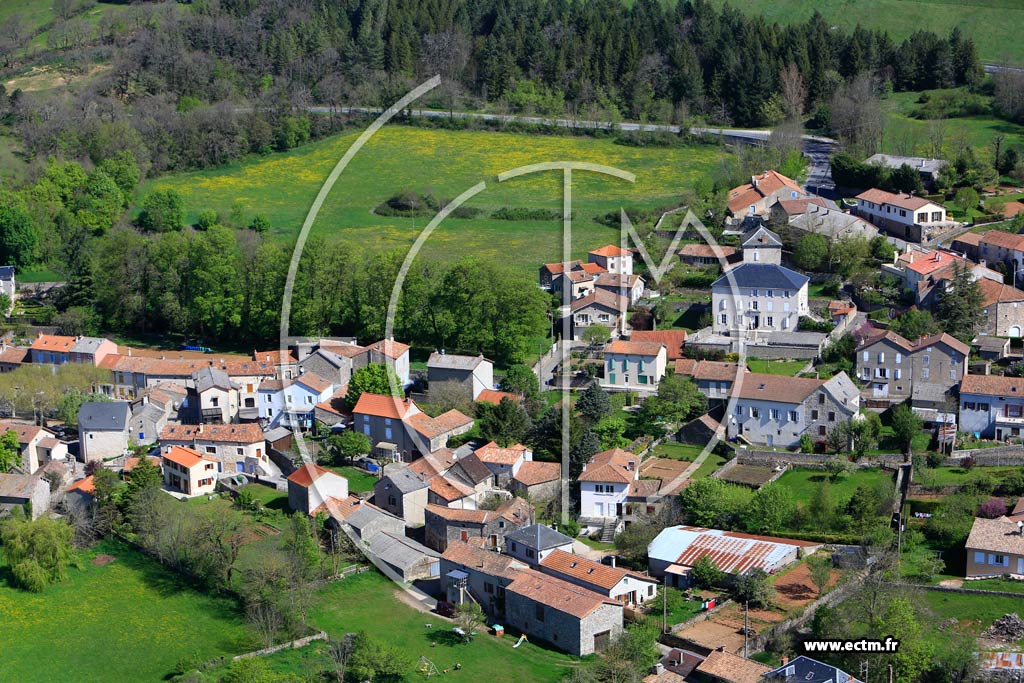 Photo arienne de L'Hospitalet-du-Larzac
