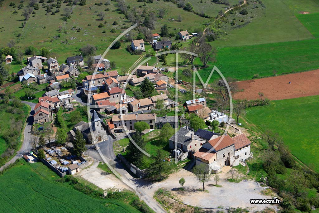 Photo arienne de La Roque-Sainte-Marguerite (Pierrefiche du Larzac)