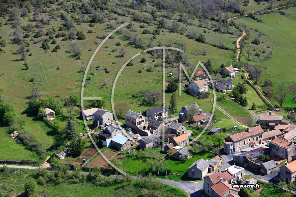 Photo arienne de La Roque-Sainte-Marguerite (Pierrefiche du Larzac)