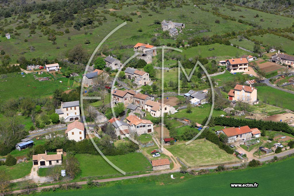 Photo arienne de La Roque-Sainte-Marguerite (Pierrefiche du Larzac)