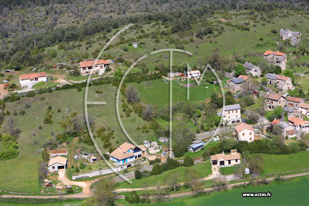 Photo arienne de La Roque-Sainte-Marguerite (Pierrefiche du Larzac)
