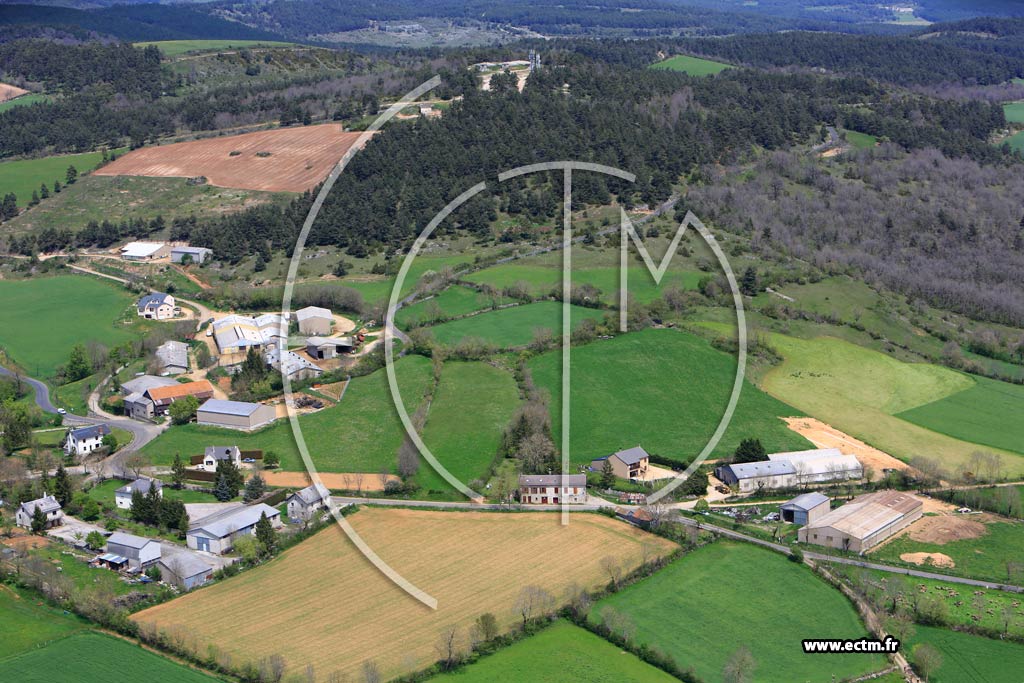 Photo arienne de Le Recoux (Le Tensonnieu)