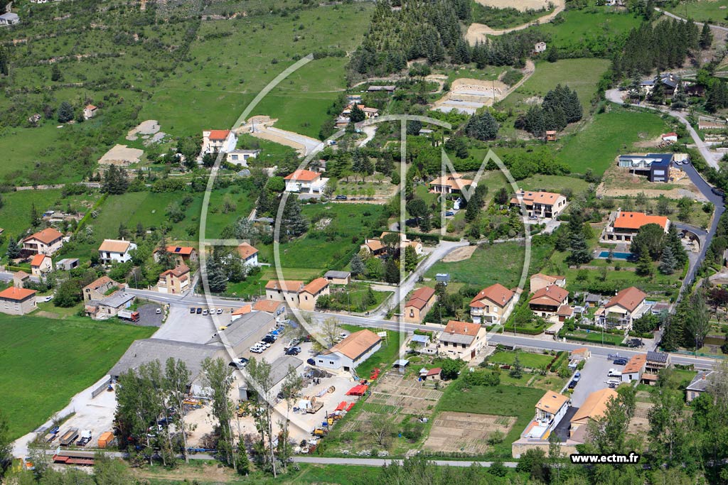 Photo arienne de Millau (La Pomarde)