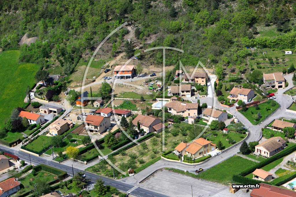 Photo arienne de Rivire-sur-Tarn