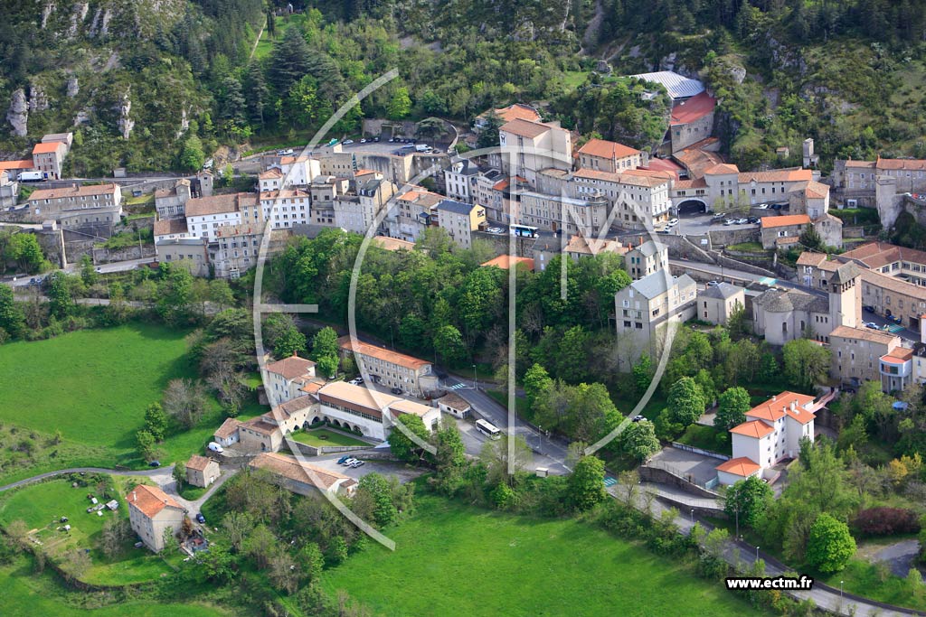 Photo arienne de Roquefort-sur-Soulzon