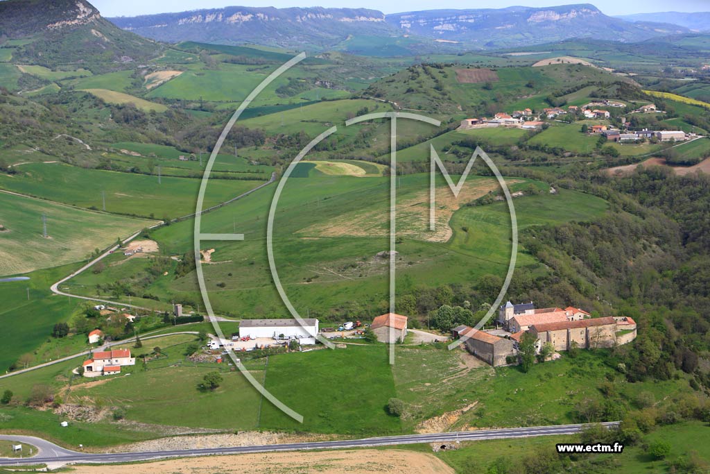 Photo arienne de Roquefort-sur-Soulzon (Moussac)
