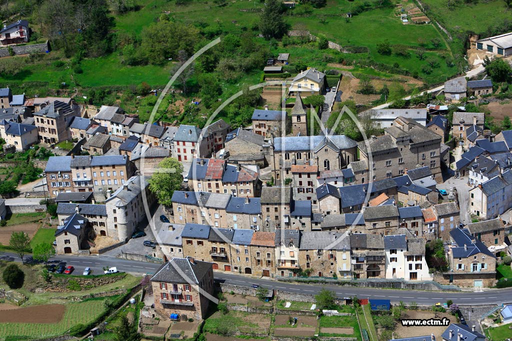 Photo arienne de Saint-Beauzly