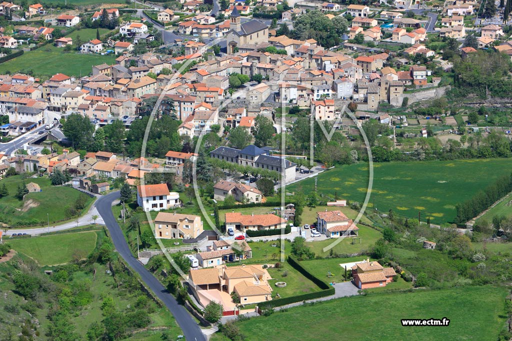 Photo arienne de Saint-Georges-de-Luzenon