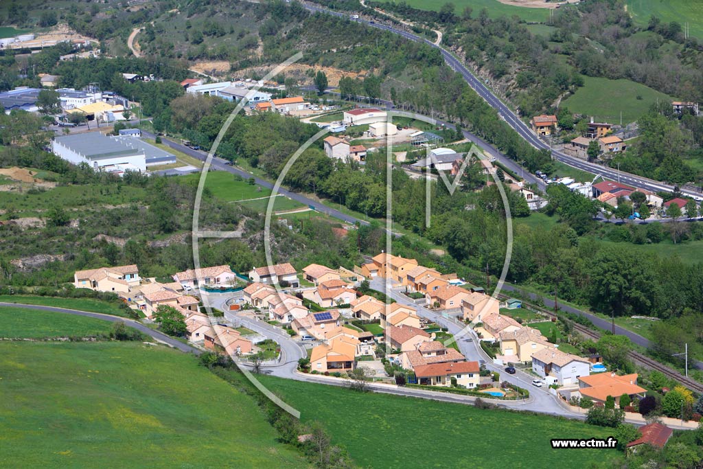 Photo arienne de Saint-Georges-de-Luzenon