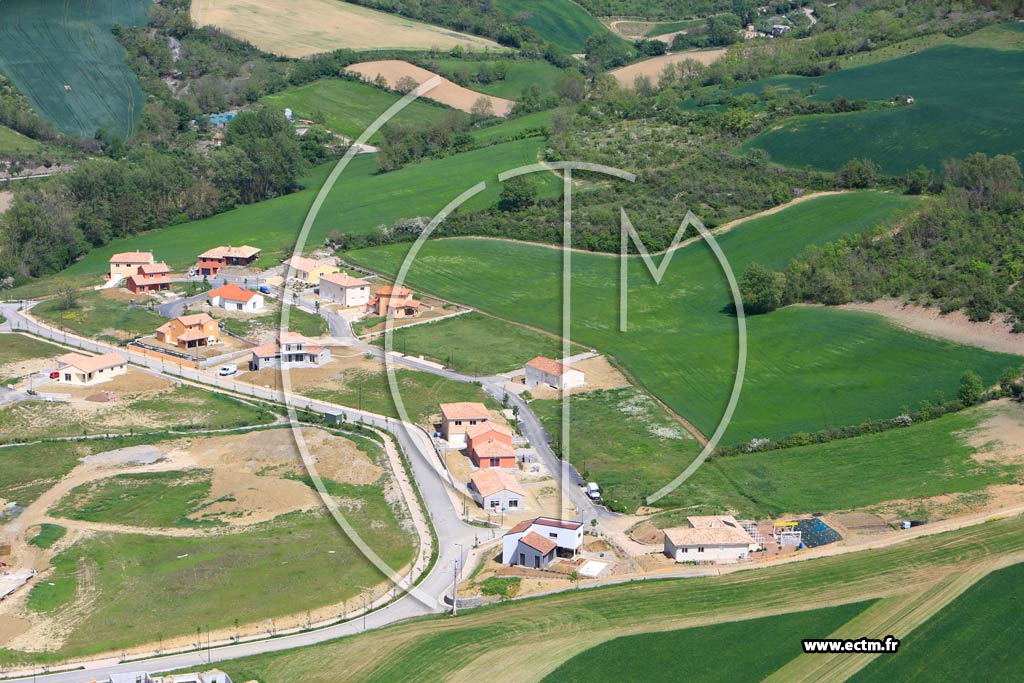 Photo arienne de Saint-Georges-de-Luzenon