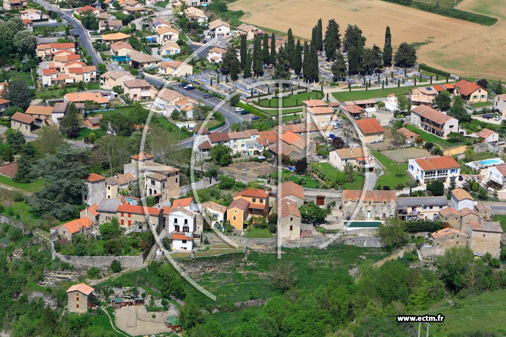 Photo arienne de Saint-Georges-de-Luzenon