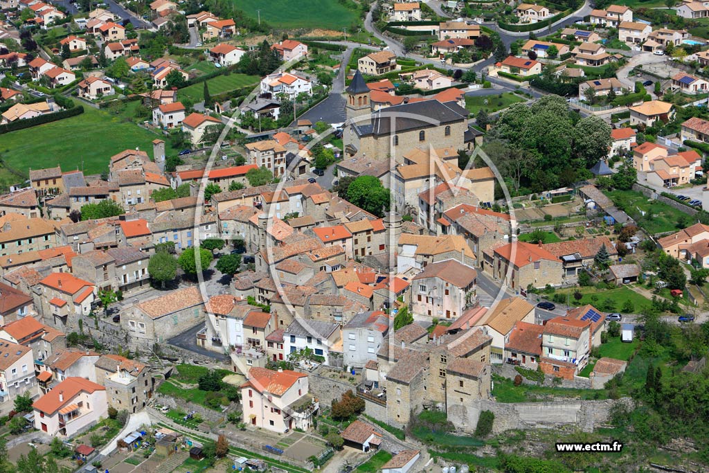 Photo arienne de Saint-Georges-de-Luzenon
