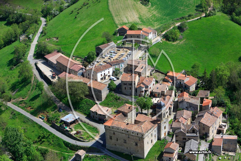 Photo arienne de Saint-Georges-de-Luzenon (Saint-Geniez de Bertrand)